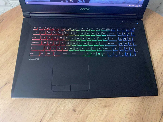 Ноутбук MSI Leopard GP72VR 17.3"FHD/IPS/120Hz/i7 7700HQ/16/SSD512/GTX1060-6Gb | Зображення 4