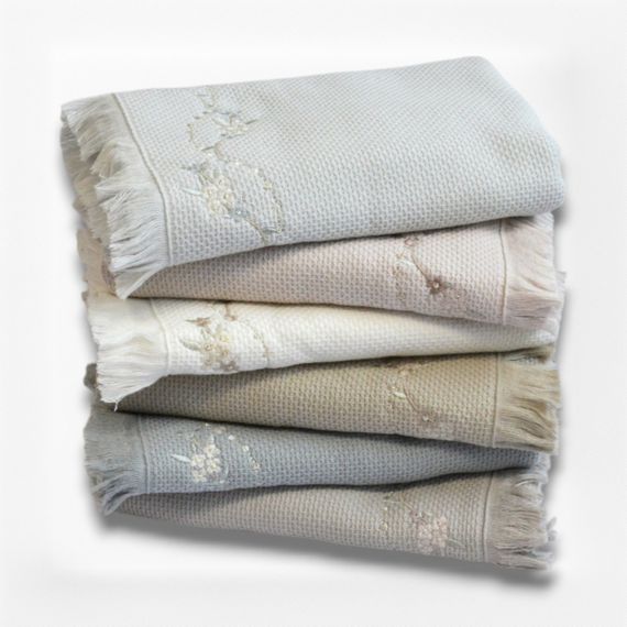 Набір рушників з вишивкою Pupilla 70 х 140 см Bernini Flowers | Зображення 1