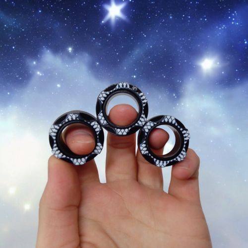 Гра-антистрес "Magnetic Rings", 3 магнітних кільця | Зображення 1