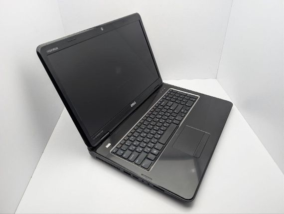 Ноутбук Dell Inspiron N7110 / 17.3" (1600x900) TN / Intel Core i3-2350M (2 (4) ядра по 2.3 GHz) / 8 GB DDR3 / 1000 GB HDD / Intel HD Graphics 3000 / WebCam / DVD-ROM б/у | Зображення 5