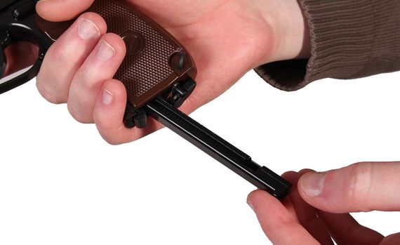 Пистолет пневматический Umarex Legends Makarov кал. 4.5 мм ВВ Пистолет Макарова Пневматический пистолет | Зображення 1