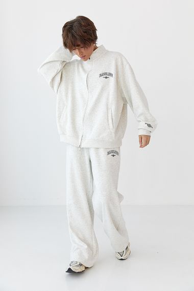 Зимовий спортивний костюм з написами - світло-сірий цвет, M/L (є розміри)