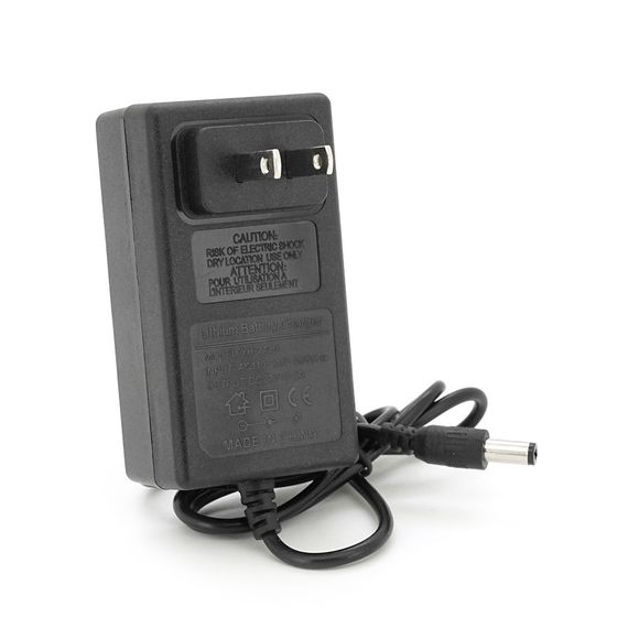 Зарядний пристрій для акумуляторів Li-ion 21V, 5S, 2A, штекер 5, 5х2, 1мм
