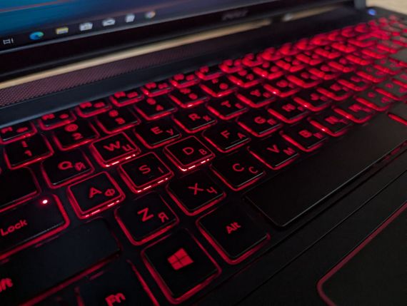 Ігровий ноутбук Б-клас Dell Inspiron 15-5577 / 15.6" (1920x1080) IPS / Intel Core i7-7700HQ (4 (8) ядра по 2.8 - 3.8 GHz) / 16 GB DDR4 / 128 GB SSD + 1000 GB HDD / nVidia GeForce GTX 1050, 4 GB GDDR5, 128-bit / WebCam / HDMI / Windows 10 б/в + Подарунок | Зображення 6