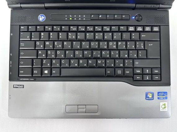 Ноутбук Fujitsu LifeBook S752 / 14" (1366x768) TN / Intel Core i3-3110M (2 (4) ядра по 2,4 ГГц) / 6 ГБ DDR3 / 500 ГБ HDD / Intel HD Graphics 4000 + гравірування клавіатури б/в | Зображення 6
