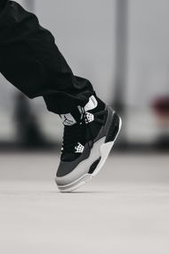 Кросівки Air Jordan 4 , В'єтнам 1834