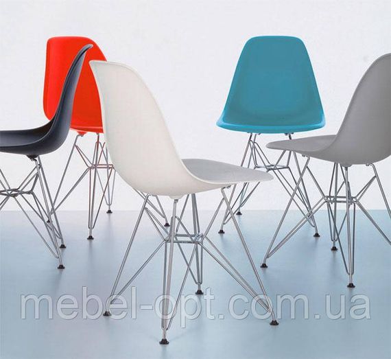 Стілець Eames DSR Chair червоний пластик, хромовані ноги, дизайн Charles & Ray Eames | Зображення 7
