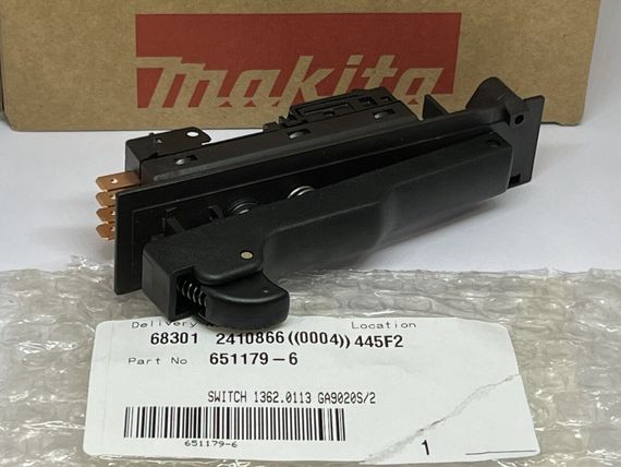 Кнопка пускова (вимикач) Makita 4112HS, 9027S, 9029S, 9047S, 9049S, 9057S, 9059S, 9067S, 9069S, 9077S, 9079S, GA7020S, GA7030S, GA7040S, GA9020S, GA9030S, GA9040S, 4112S, 4114S (651179-6) | Зображення 5