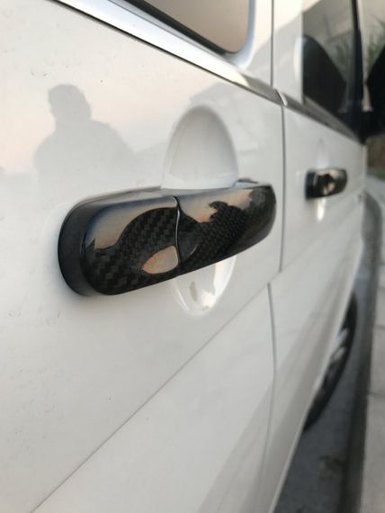 Накладки на ручки (натуральный карбон) 4 ручки для Volkswagen T6 | Зображення 1