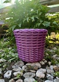 Кашпо зі штучного ротангу “Фіолет” 5 л — плетене кашпо для квітів, балкона, саду, дому