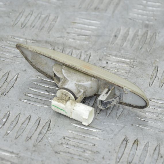 Покажчик повороту лівий BMW 3 E90 E91 2004-2008 Покажчик повороту крила лівий БМВ е90 е91 7253325 | Зображення 1