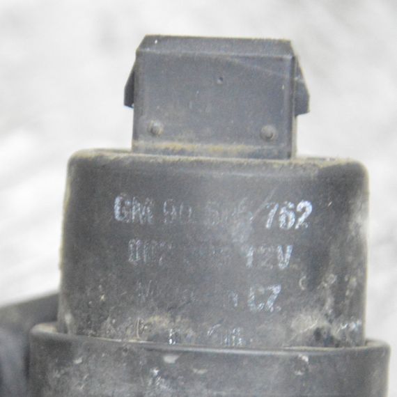 Насос омывателя стекла Opel Astra Vectra Zafira Corsa Meriva 1993-2015 Насос бачка омывателя Опель 90585762 | Зображення 2