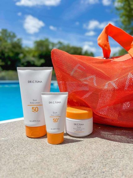 Набор Защита от солнца солнцезащитный крем для лица spf 50 + лосьон для тела spf 50 + гель после загара Farmasi Sun | Зображення 4