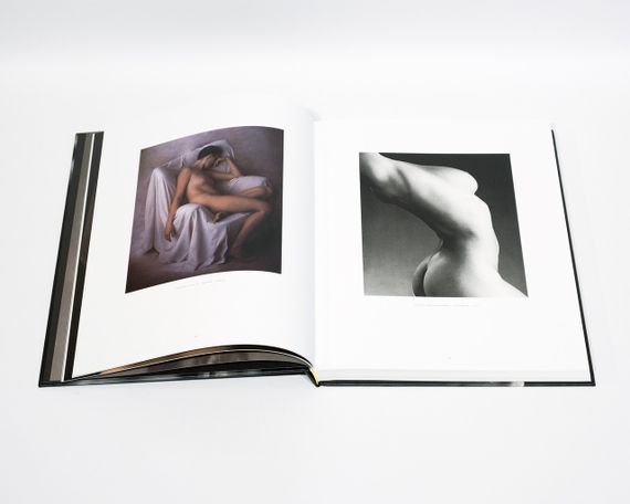 Книга - фотоальбом эротической фотографии лучших фотографов мира Graphis Nudes V.1 | Зображення 4
