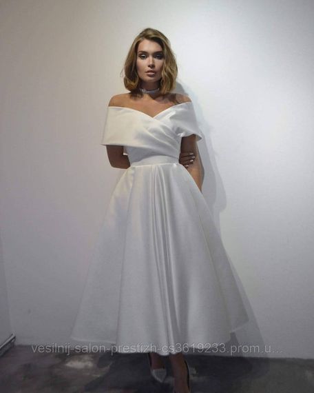 Сукня на розпис, атлас розмір 44