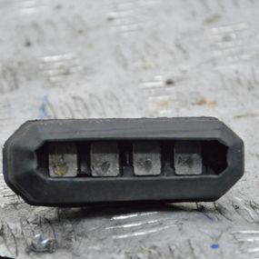 Контакти бічних правих зсувних дверей Fiat Doblo 2000-2010 Контакти правих дверей Фіат Добло 46803272