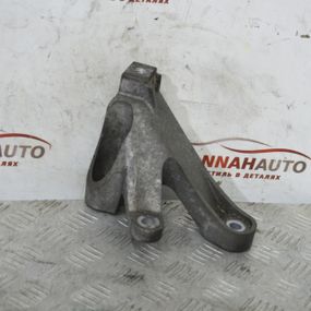 Кронштейн коробки передач 2.0 бенз Mazda 3 BK 2003-2009 Кріплення КПП Мазда 3 3M517M125TD