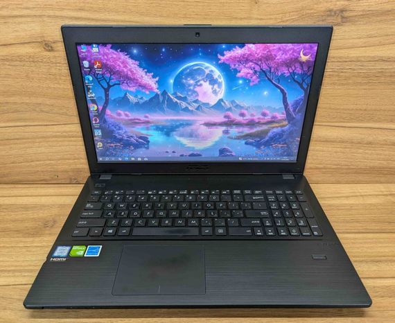 Ноутбук Б-класс Asus Pro P2540U / 15.6" (1920x1080) IPS / Intel Core i7-8550U (4 (8) ядра по 1.8 - 4.0 GHz) / 20 GB DDR4 / 256 GB SSD + 500 GB HDD / nVidia GeForce MX110, 2 GB GDDR5, 64-bit / WebCam / TouchID / Windows 10 б/у | Зображення 1