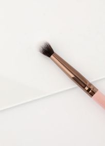 Пензель для макіяжу LUXIE 231 Small Tapered Blending Brush — Rose Gold