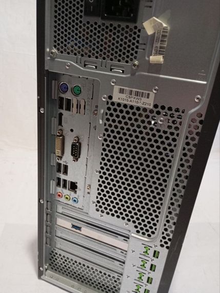 ПК Б-клас Fujitsu Esprimo P705 E85+ Tower / AMD Phenom II X2 560 (2 ядра по 3.3 GHz) / 8 GB DDR3 / 500 GB HDD / AMD Radeon HD 4250 / DVD-RW б/в | Зображення 3