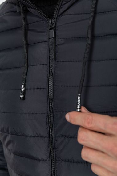 Куртка чоловіча демісезонна, колір чорний, 234RA50 | Зображення 4