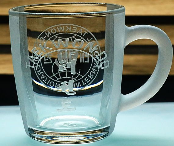 Чашка для чаю 350мл Теквандо ITF с гравировкой стеклянная кружка подарок для спортсмена тренера | Зображення 3