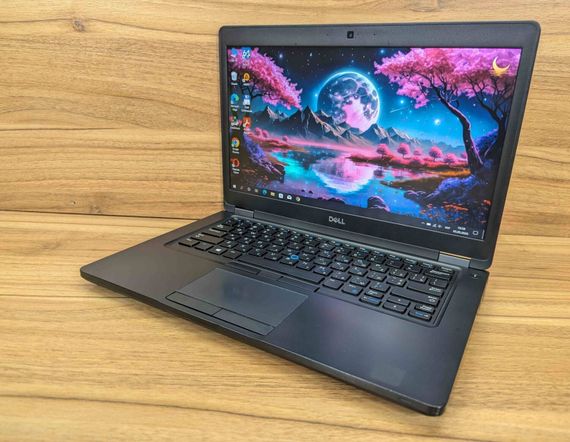 Ігровий ноутбук Dell Latitude 5491 / 14" (1920x1080) IPS / Intel Core i7-8850H (6 (12) ядра по 2.6 - 4.3 GHz) / 16 GB DDR4 / 512 GB SSD / nVidia GeForce MX130, 2 GB GDDR5, 64-bit / WebCam / Windows 10 б/в + Подарунок Бездротова миша / USB | Зображення 4