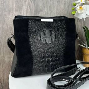 Сумка жіноча через плече стильна містка чорна під рептилію (1425)
