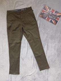 Чоловічі зелені штани чіноси р. 30/32 c&a