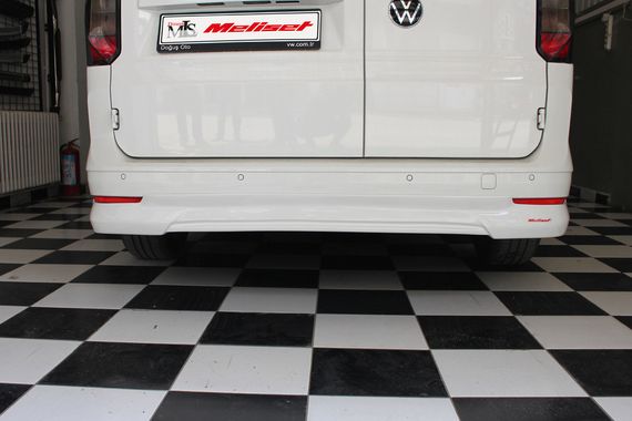 Накладка на задній бампер (під фарбування) Коротка база для Volkswagen Caddy 2020↗ рр. | Зображення 2