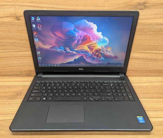 Ноутбук Dell Inspiron 15-3558 / 15.6" (1366x768) TN / Intel Core i3-5005U (2 (4) ядра по 2.0 GHz) / 8 GB DDR3 / 240 GB SSD / Intel HD Graphics 5500 / WebCam / HDMI / Windows 10 б/в | Зображення 1