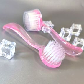 Щетка от пыли с ручкой и колпачком (розовая)