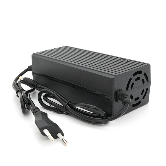 Зарядний пристрій Jinyi для акумуляторів LiFePo4 72V(87,6V),24S,3A,штекер 5.5*2.5,з індикацією,BOX | Зображення 1