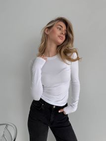 Жіноча класична кофта-лонгслів з віскози приталена колір білий, розмір 42/46  SH354