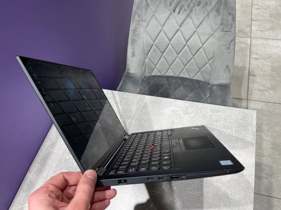 Ультрабук Lenovo ThinkPad X380 Yoga / 13.3" (1920x1080) IPS Touch / Intel Core i5-8250U (4 (8) ядра по 1.6 - 3.4 GHz) / 8 GB DDR4 / 120 GB SSD / Intel UHD Graphics 620 / WebCam б/у | Зображення 2