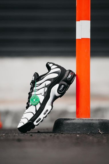 Кроссовки N-ike Air Max TN Black/White | кеды мужские 42 - 26,5 см | Зображення 4