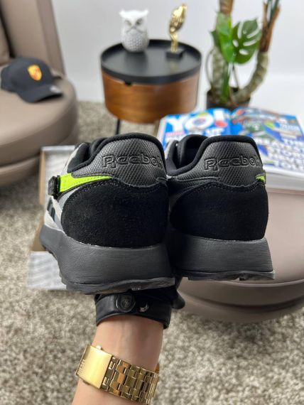 Чоловічі кросівки Re-ebok Classic Leather New Grey Black Lime 46 29.5 см | Зображення 5