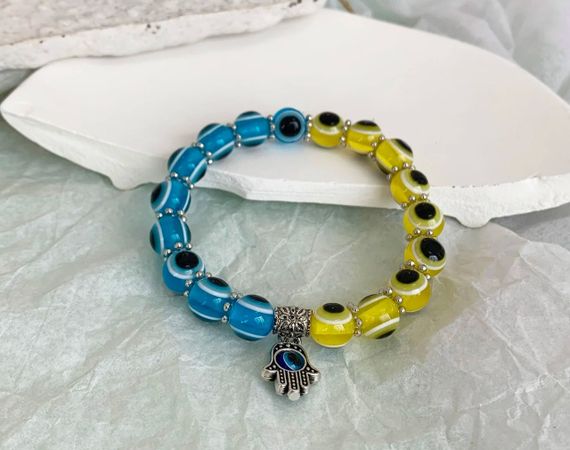 Женский браслет Primolux от сглаза с подвеской Hamsa - Blue/Yellow | Зображення 2