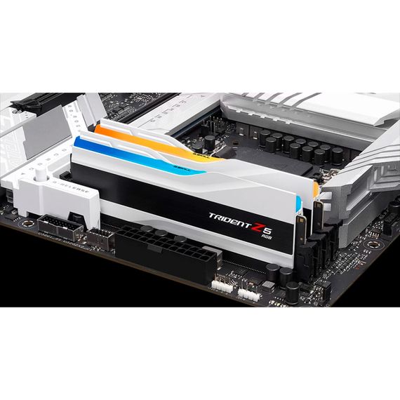 Модуль пам&#039;яті для комп&#039;ютера DDR5 32GB (2x16GB) 7200 MHz Trident Z5 RGB Matte White G.Skill (F5-7200J3445G16GX2-TZ5RW) | Зображення 5