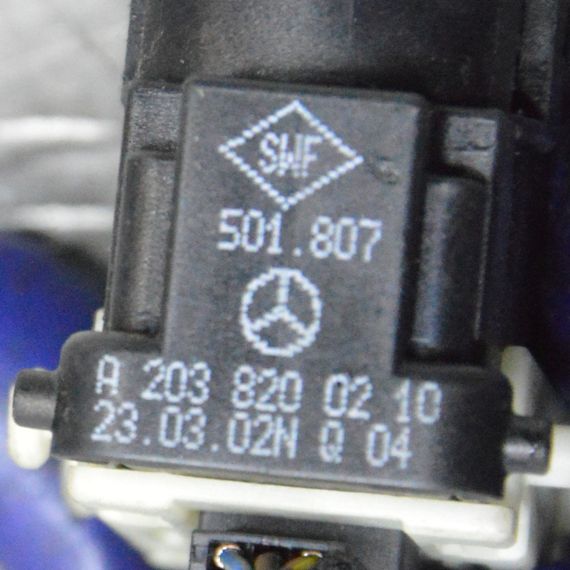 Кнопка склопідйомника Mercedes C-Class W203 2000-2007 Кнопка скла передня права Мерседес A2038200210 | Зображення 2