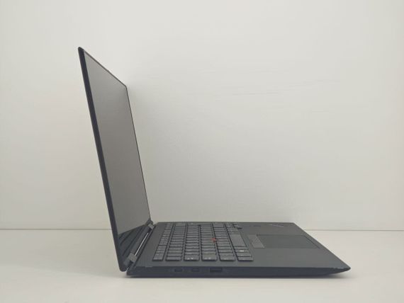 Ультрабук-трансформер Б-клас Lenovo ThinkPad X1 Yoga 3rd Gen / 14" (1920x1080) IPS / Intel Core i5-8350U (4 (8) ядра по 1.7 - 3.6 GHz) / 8 GB DDR4 / 256 GB SSD / Intel UHD Graphics 620 / WebCam б/у | Зображення 5