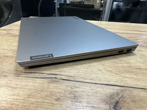 Ноутбук Lenovo ThinkBook 14" FHD IPS i5 8265U/8Gb/SSD256GB/Radeon 540X Б/В | Зображення 3