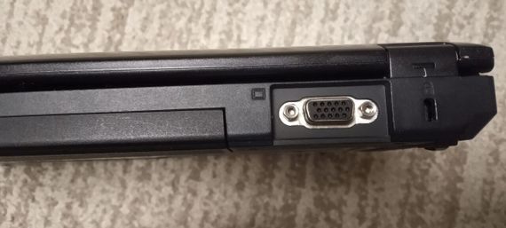Ноутбук Б-класс Fujitsu LifeBook S760 / 13" (1366x768) TN / Intel Core i5-560M (2 (4) ядра по 2.66 - 3.2 GHz) / 6 GB DDR3 / 120 GB SSD / Intel HD Graphics / WebCam / DVD-ROM б/у | Зображення 3