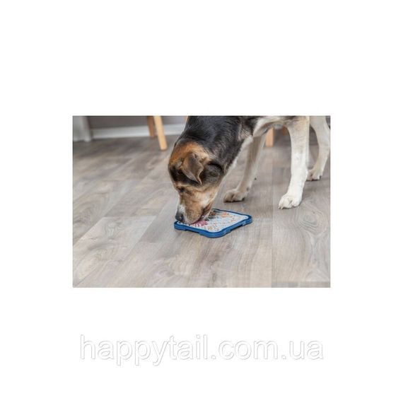 Миска-килимок Trixie для собак Lick and Snack для повільного годування термопластична гума/пластик 20х20 см | Зображення 2