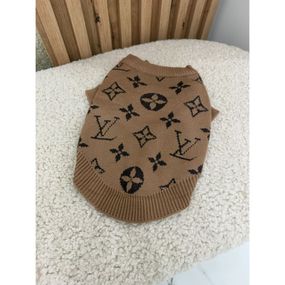 Брендовый свитер для собак Louis Vuitton с крупными логотипами бренда, бежевый