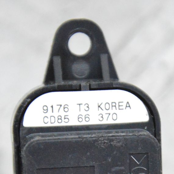 Кнопка склопідйомника Mazda 5 CR 2005-2010 Кнопка склопідйомника дверей Мазда 5 CD8566370 | Зображення 3