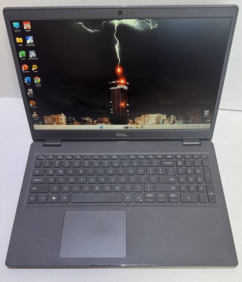 Ноутбук Dell Latitude 3510 / 15.6" (1920x1080) IPS / Intel Core i7-10510U (4 (8) ядра по 1.8 - 4.9 GHz) / 8 GB DDR4 / 256 GB SSD / Intel UHD Graphics / WebCam / Windows 11 Pro б/в | Зображення 1