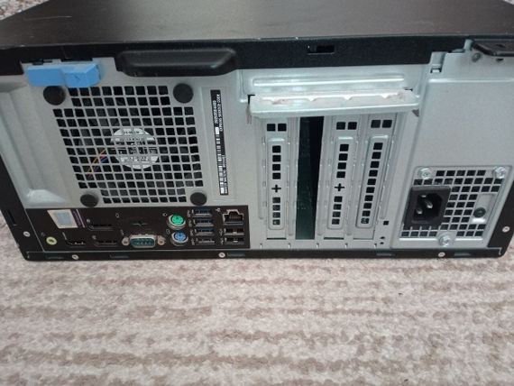 ПК Б-клас Dell OptiPlex 5050 Tower / Intel Pentium G4400 (2 ядра по 3.3 GHz) / 4 GB DDR4 / 120 GB SSD / Intel HD Graphics 510 / DVD-ROM б/в | Зображення 2