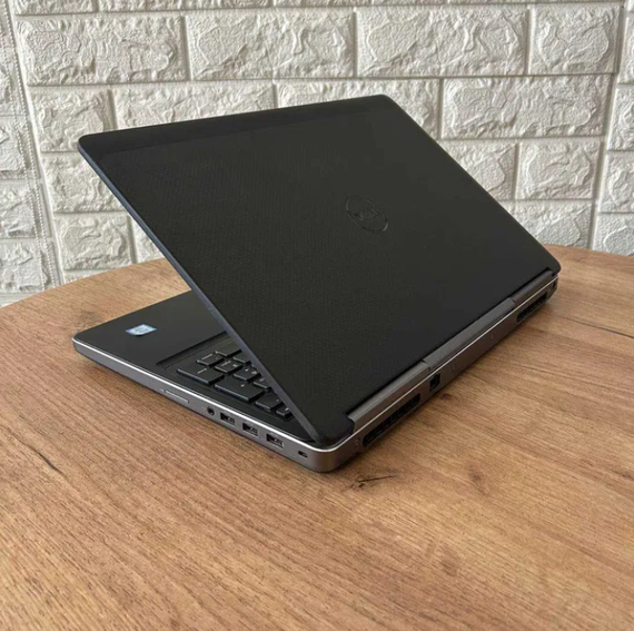 Ноутбук Dell Precision 7520 15.6" FHD Xeon E3 16Gb SSD 128Gb+HDD500 AMD VX4130 Б/В | Зображення 3