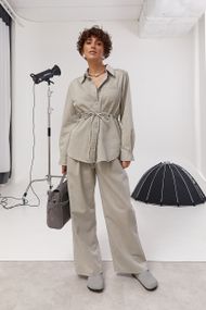 Котоновий вільний костюм із сорочкою на кнопках та прямими штанами - сірий цвет, ONE SIZE (є розміри)